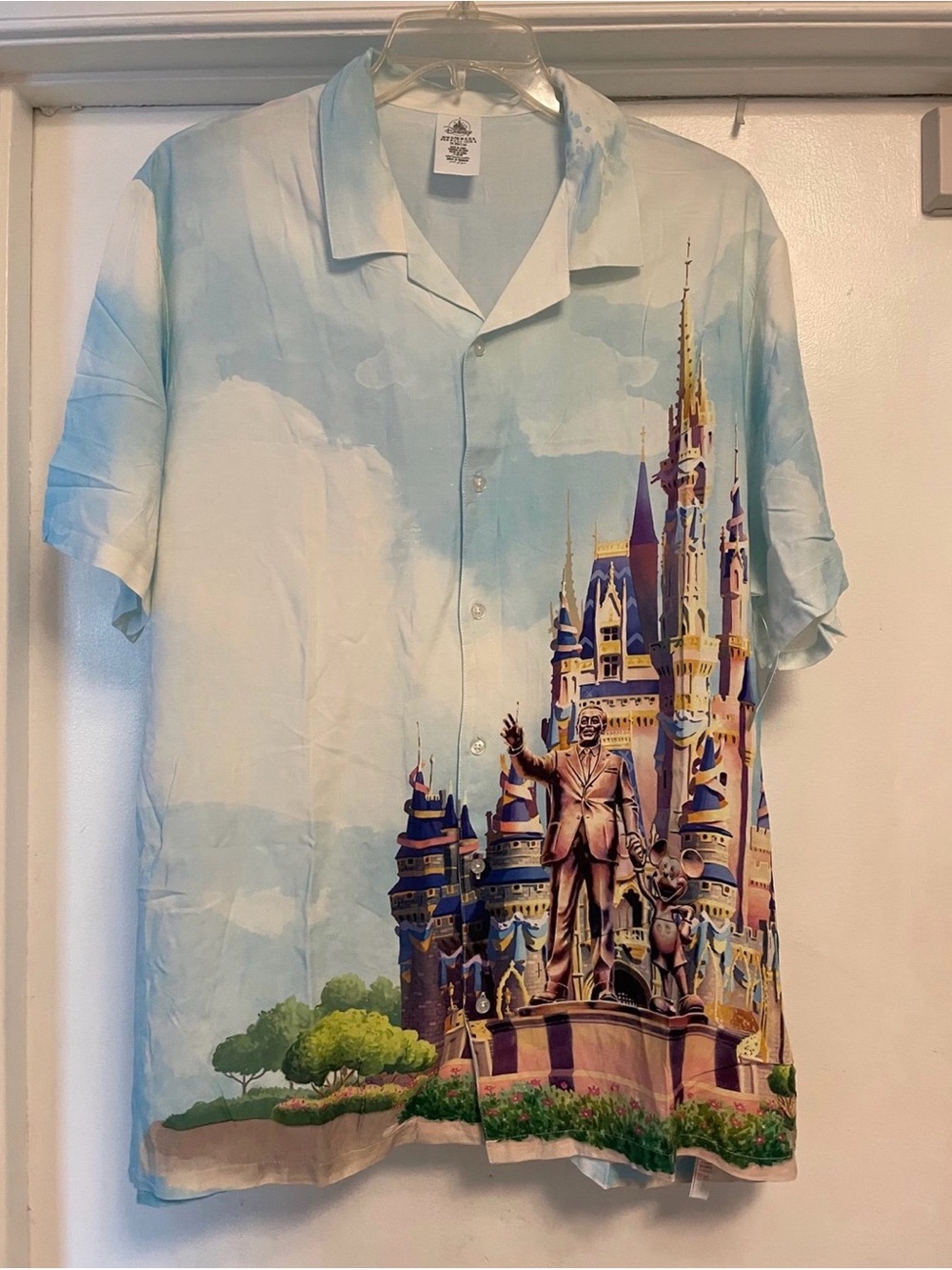 Mens Size XL Button Down Disney 50th Anniversary Shirt Cinderella Castle Brand N
